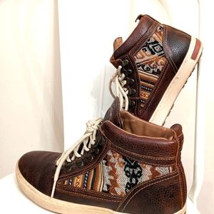 Unisex Incas leather boots size 10